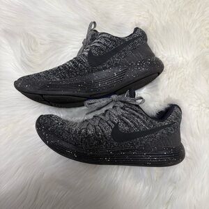 Nike Lunarepic Flyknit 2 Women's Size 8.5 Running Shoes Black White Oreo B3